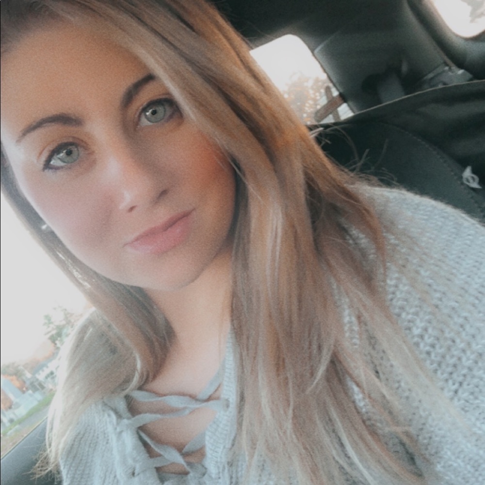 Meet your Posher, Erika